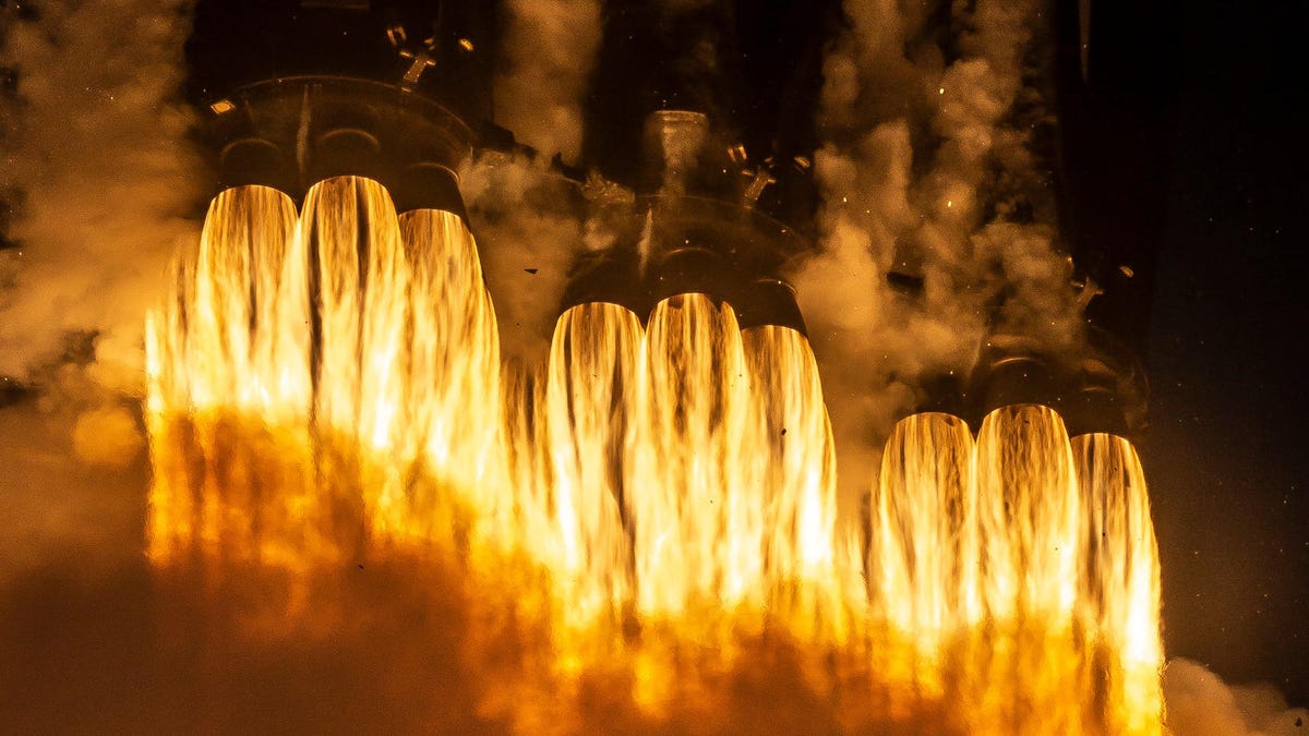 Falcon Heavy's Merlin engines fire at liftoff.