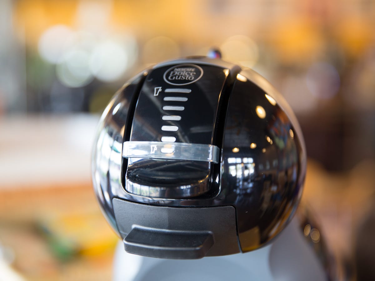 Nescafe Dolce Gusto Mini Me review: A Mini Me coffee machine to do your  brewing bidding - CNET