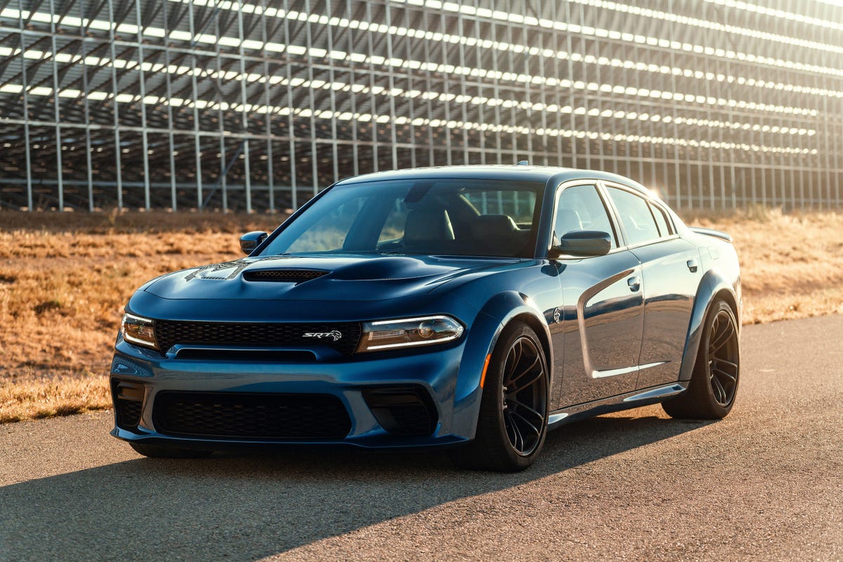 2020-dodge-charger-hellcat-widebody-46