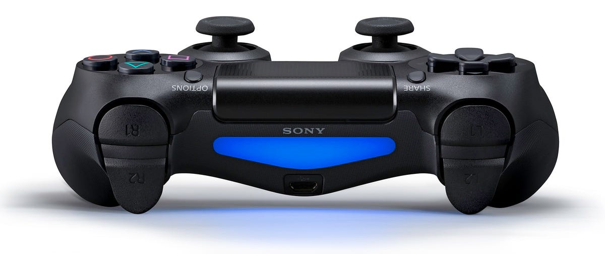 Finer details about PlayStation 4's DualShock 4 controller, Eye camera -  CNET