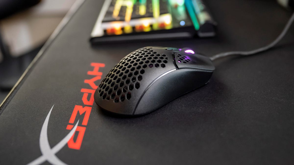 HyperX Pulsefire Haste review: A wired gaming mouse that feels