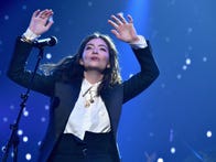 <p>Oh, Lorde. Is it that easy to become a star?</p>