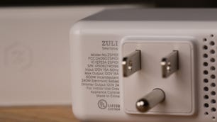 zuli-smart-plug-product-photos-6.jpg