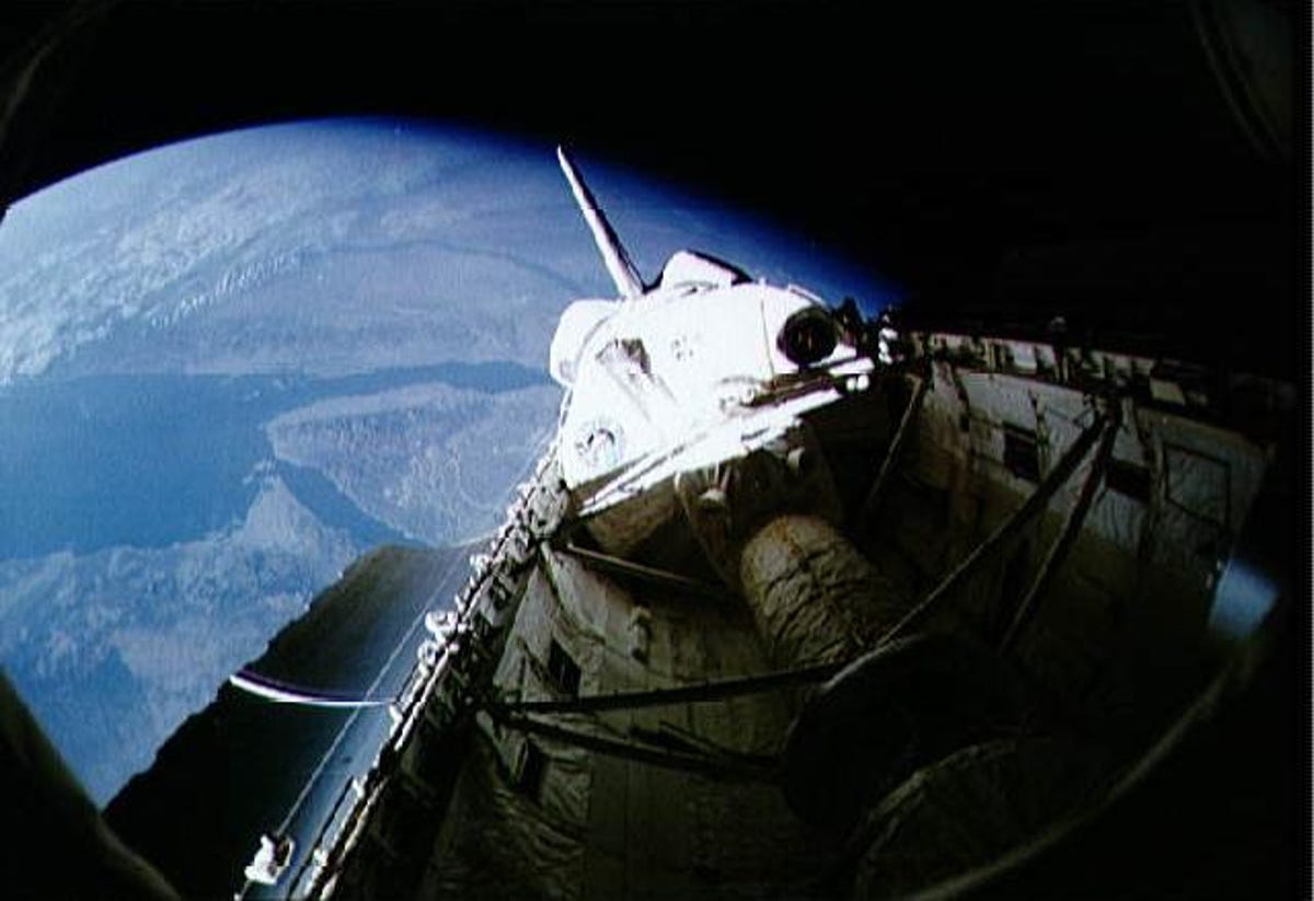 STS-42_view_of_payload_bay.jpg