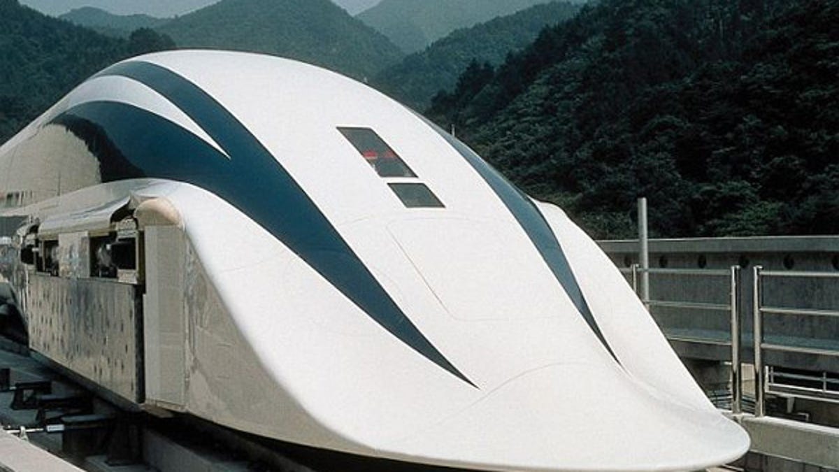flyde vegetation pant Japan unveils world's fastest levitating train - CNET