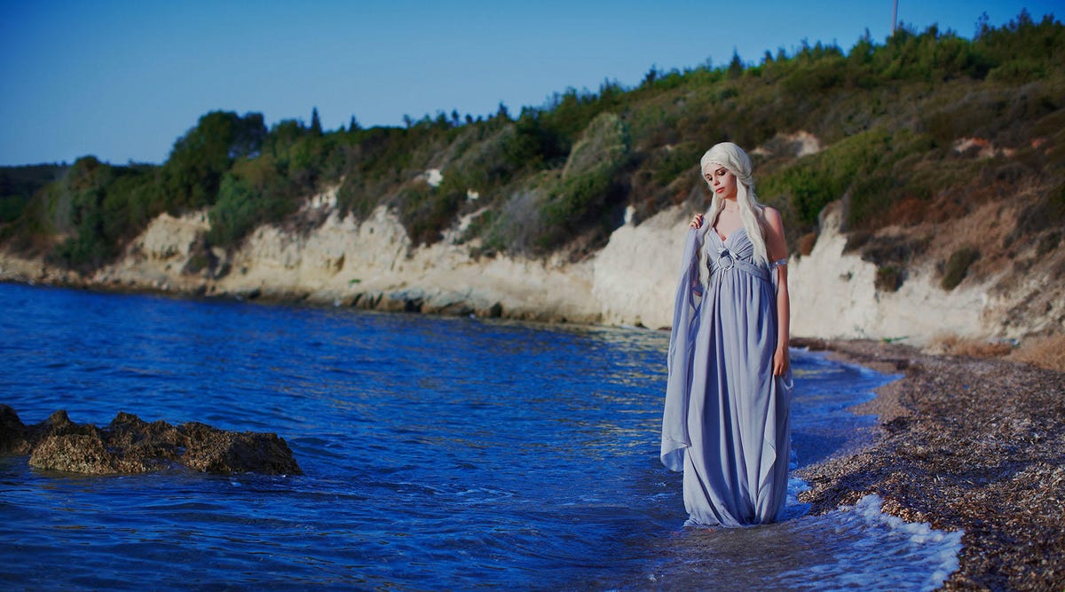 cnet-got-cosplay-istanbul-water