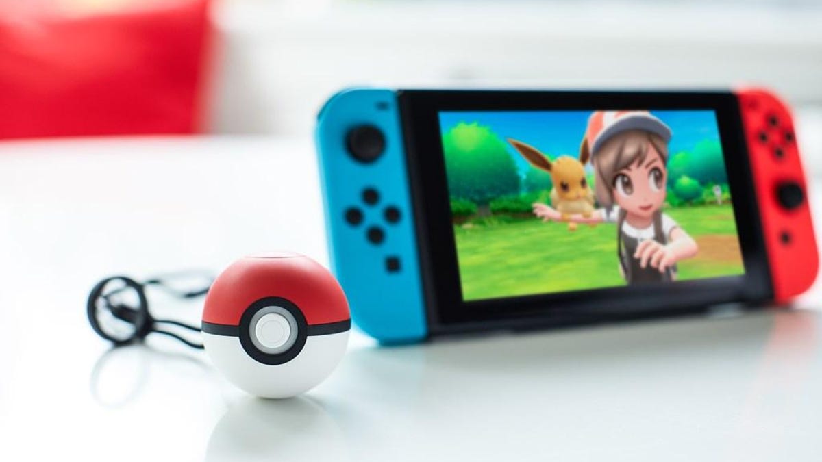 pokemon-lets-go-eevee-and-poke-ball-plus