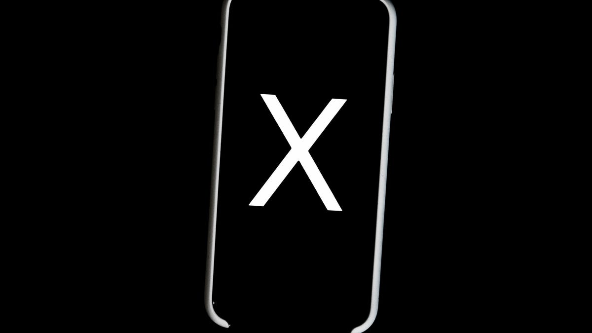 iphone-x-1576