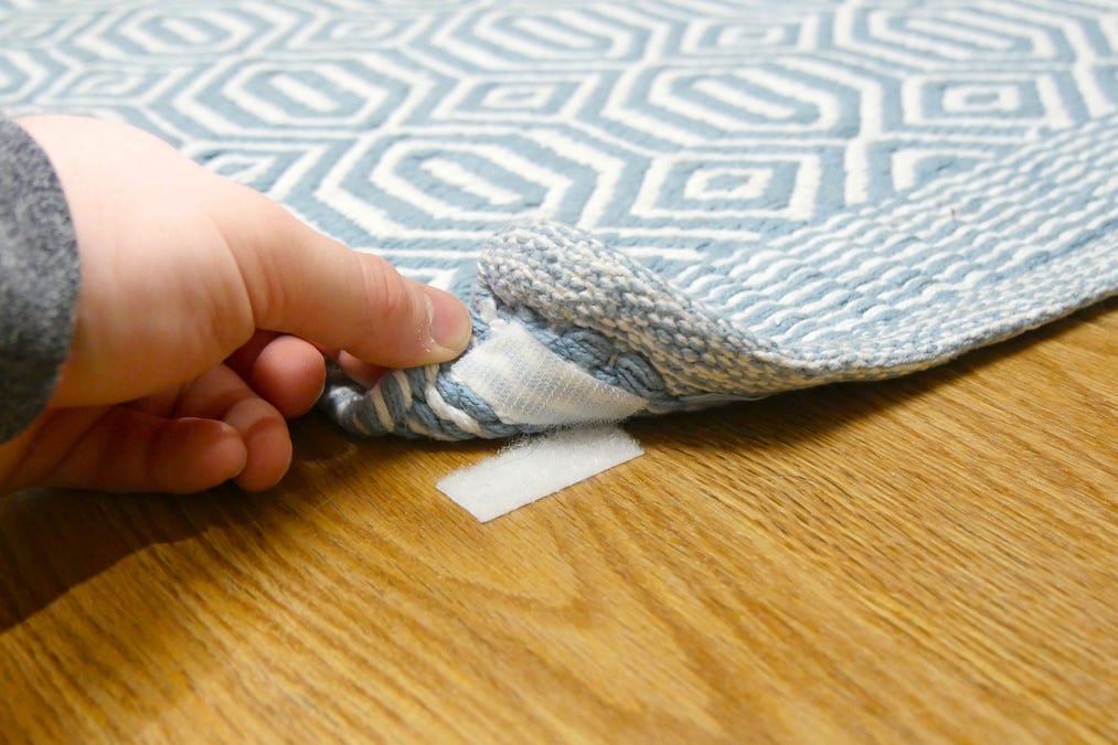 Secure An Area Rug With Velcro To Keep, How To Keep My Rug From Rolling Up