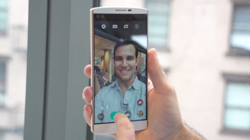 LG debuts premium V10 smartphone with two selfie cameras, two screens