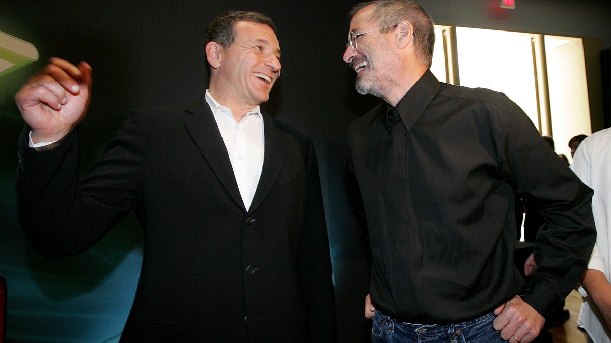 Disney Bob Iger Apple STeve Jobs Apple Unveils Movie Downloads For iTunes And Two New iPod Models 