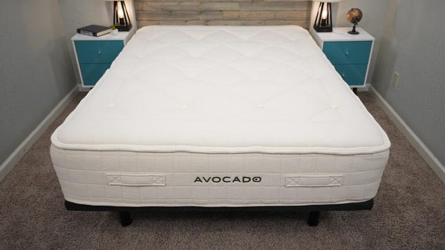 avocado-luxury-plush-mattress-2024-jg-3.jpg