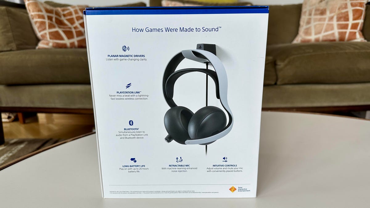 The Sony Pulse Elite Wireless Headset come with a charging dock