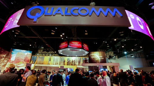qualcomm-booth-ces-2015-big-booths-001.jpg