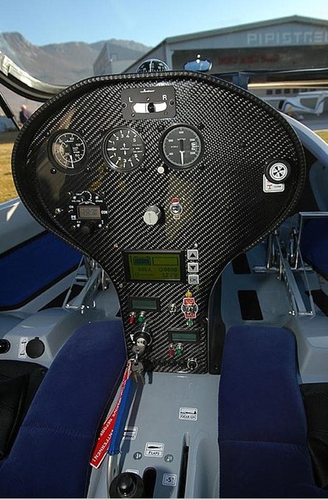 Because the Taurus Electro is a glider, the controls are relatively simple. The most a pilot would need is a GPS and a gliding computer, according to Pipistrel.