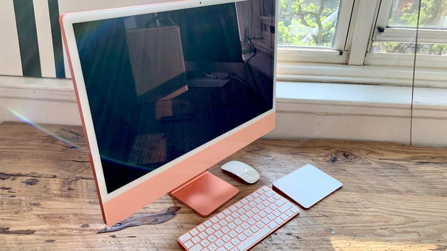 Apple 24-inch iMac review: A colorful new M1 Mac for the post-quarantine  world - CNET