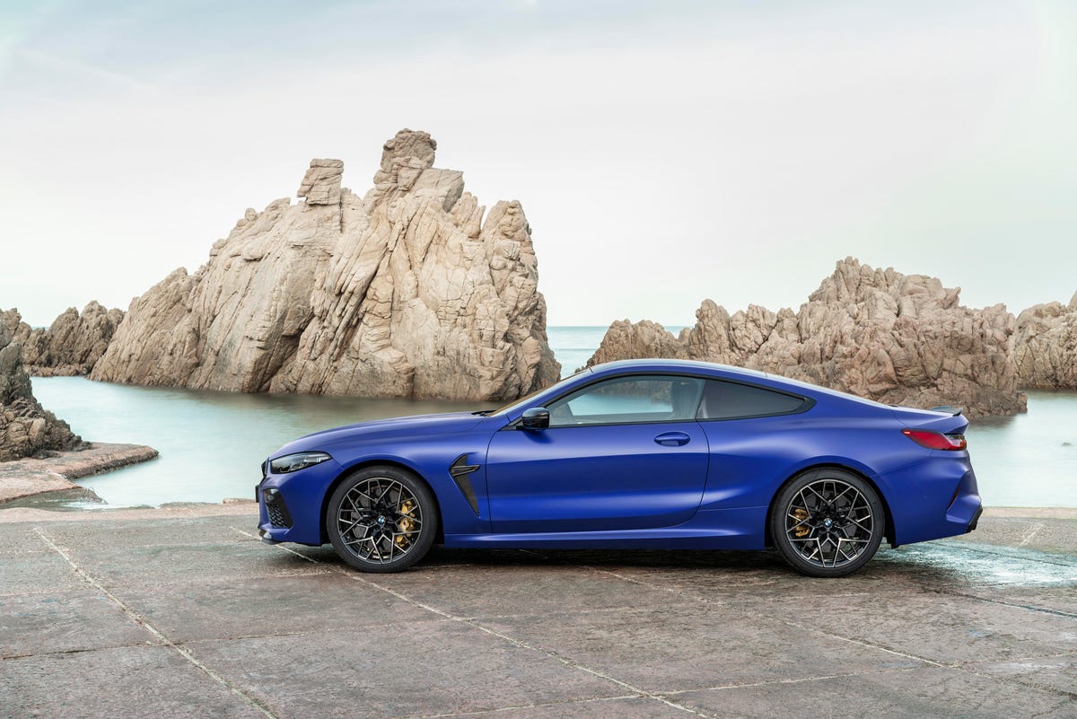 2020-bmw-m8-competition-70