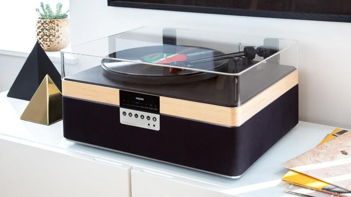 the-record-player-main-image-800x