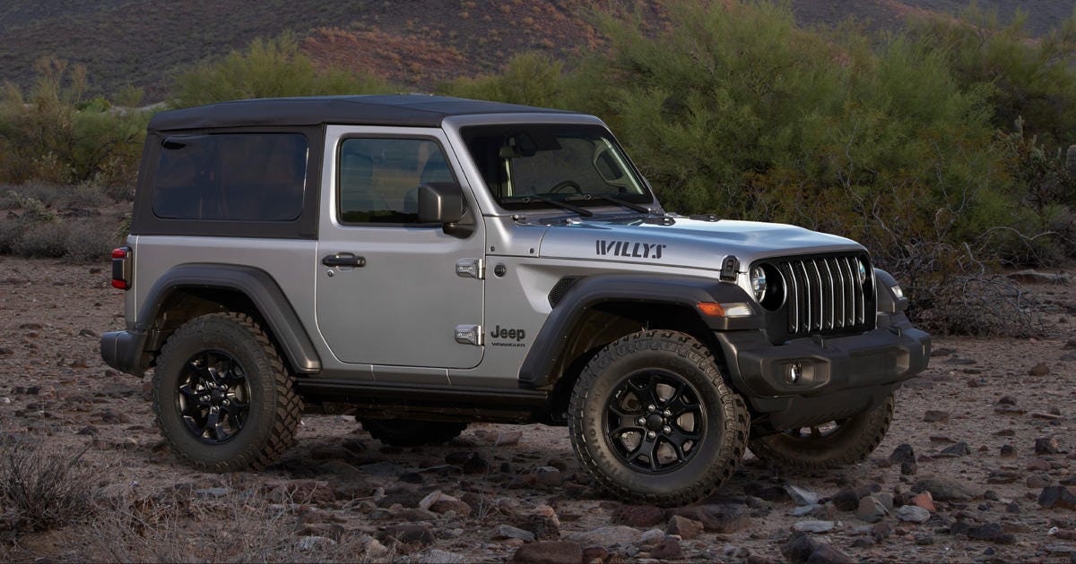 Jeep Wrangler, Gladiator recalled for manual transmission issue - CNET