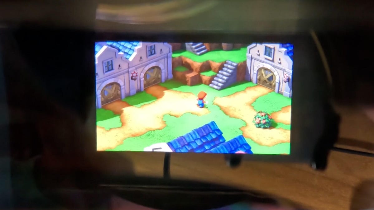 πολύχρωμο παιχνίδι Switch στην οθόνη γυαλιών Xreal