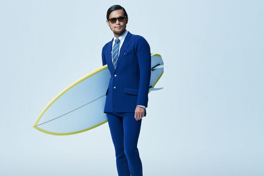 Awesome wet suit doubles as chic boardroom attire (Tomorrow Daily 170)