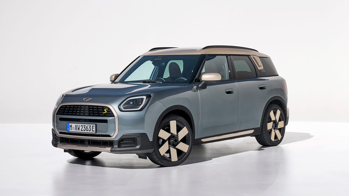2025 Mini Countryman SE ALL4 parked in a white void