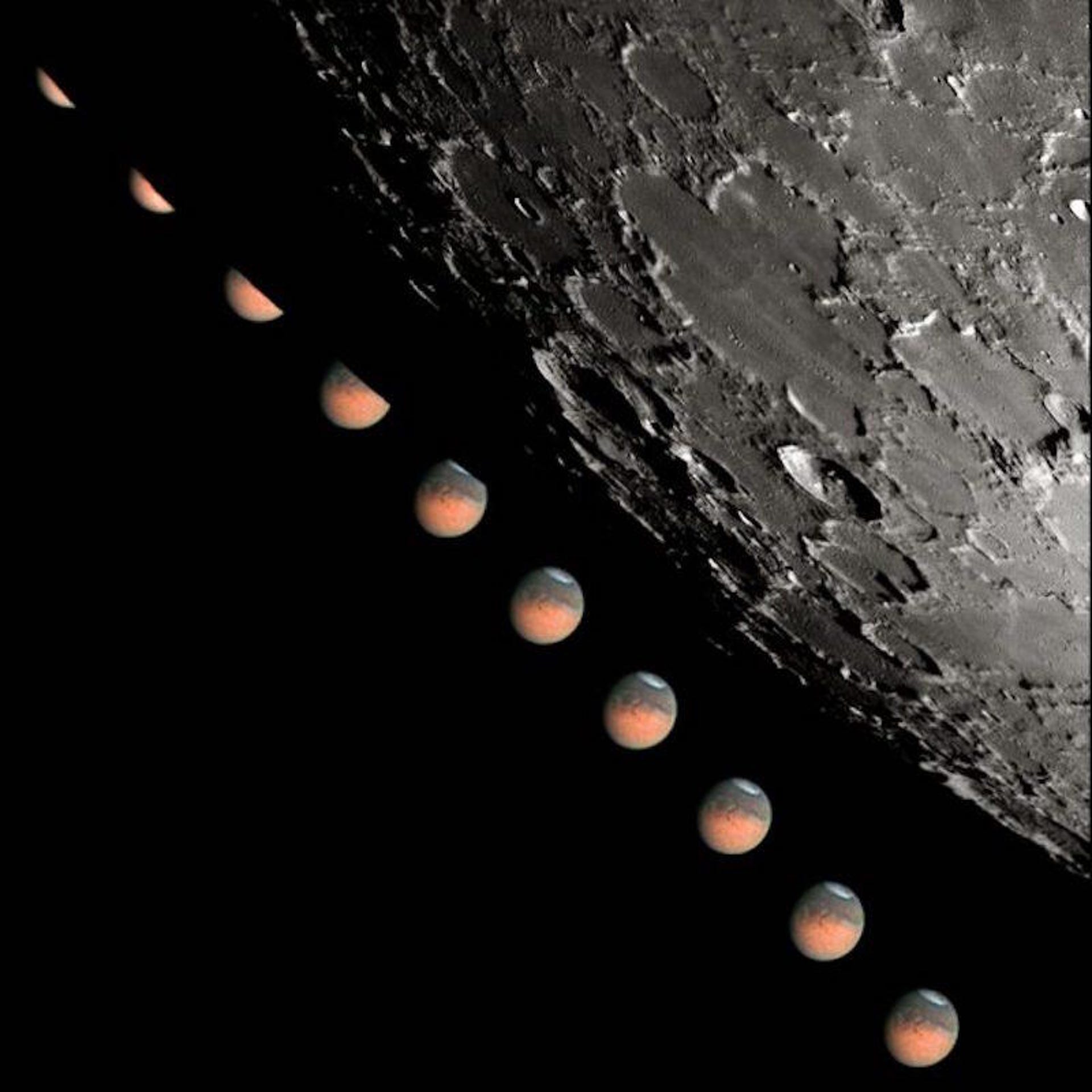 mars-moon-occulatation-june2003