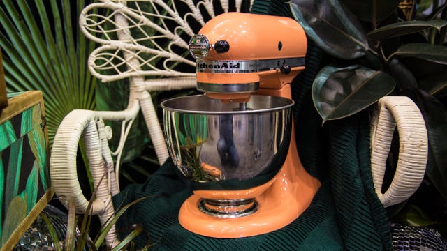KitchenAid stand mixers add more colors to match your kitchen - CNET