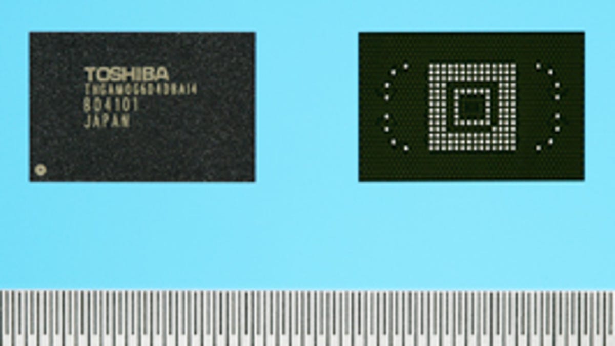 Photo of Toshiba&apos;s 16GB Flash memory chip