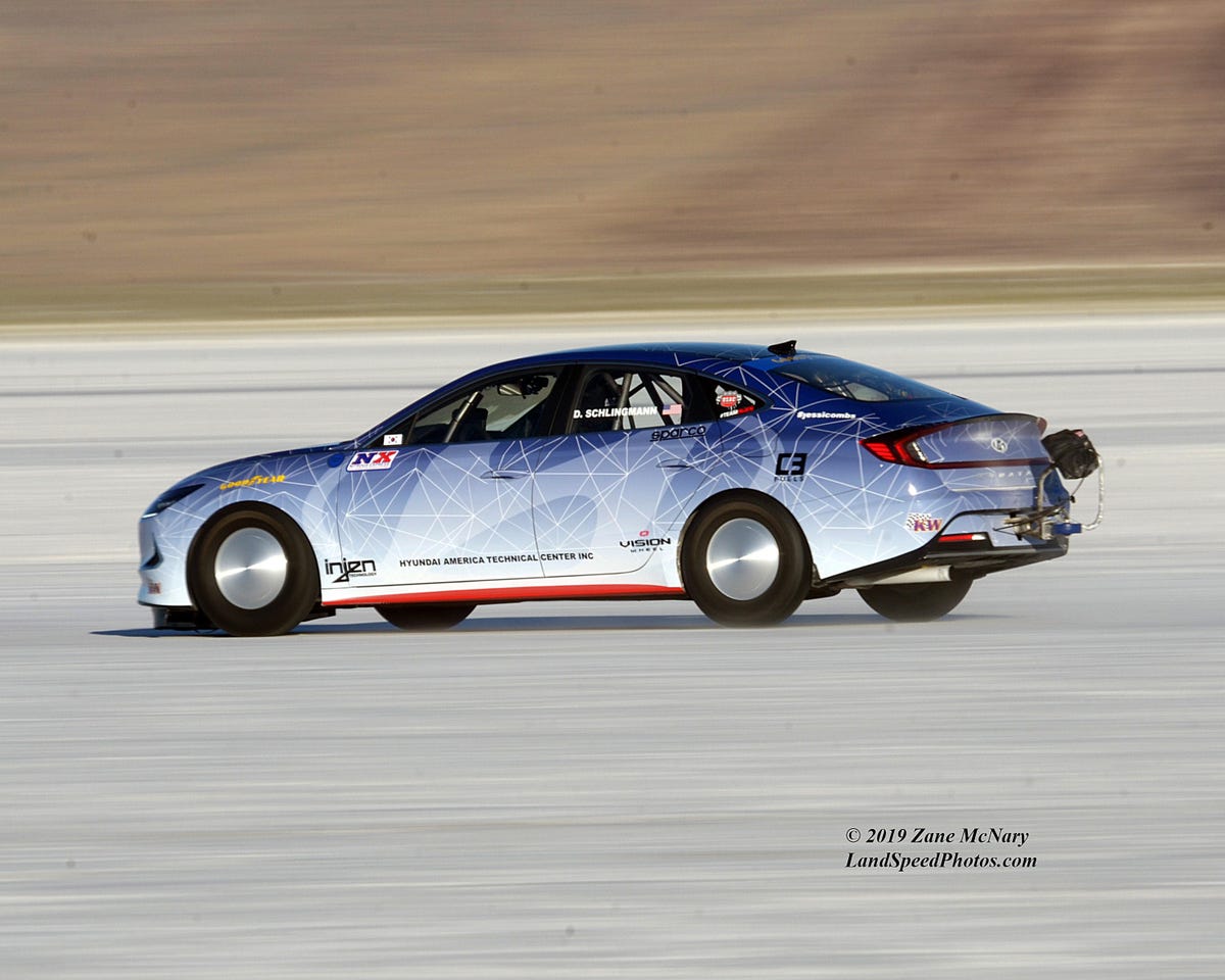 Hyundai Sonata land-speed record attempt