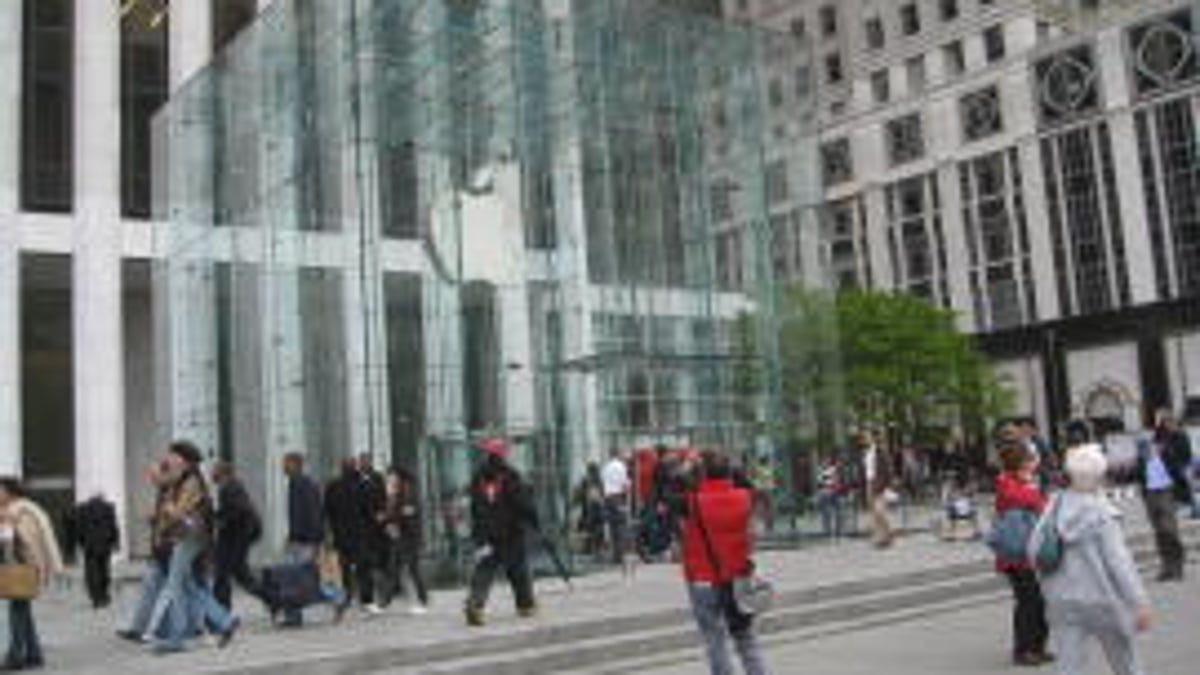 Apple stores are ditching the restocking fees.