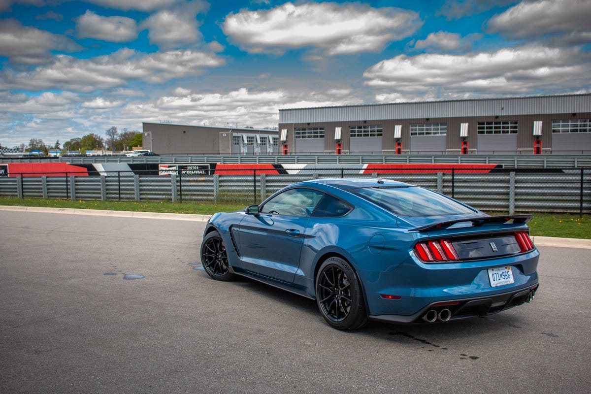 2019-ford-mustang-shelby-gt350-62