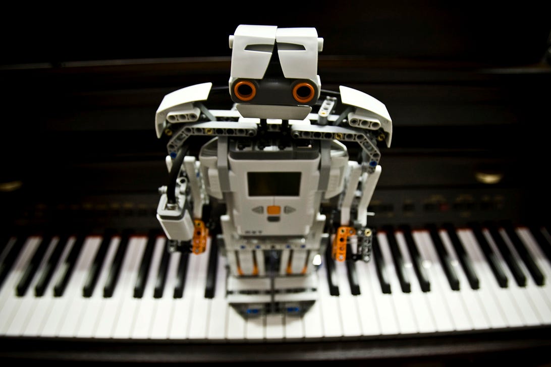 Музыкальная игра роботы. Музыкальный робот. Музыкальный робот для проекта. Музыкальный робот из игры.