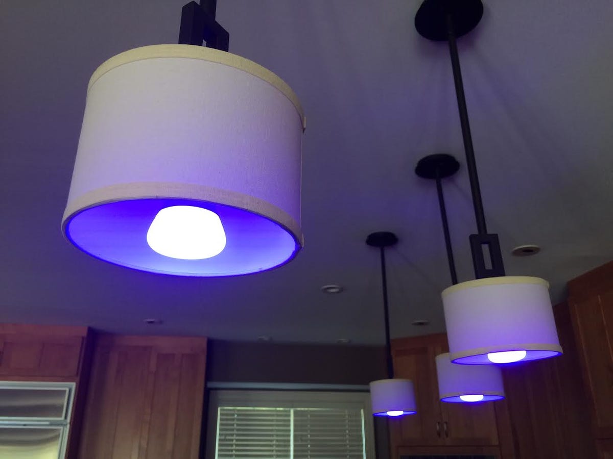 cnet-smart-home-lighting-philips-hue-leds-blue.jpg