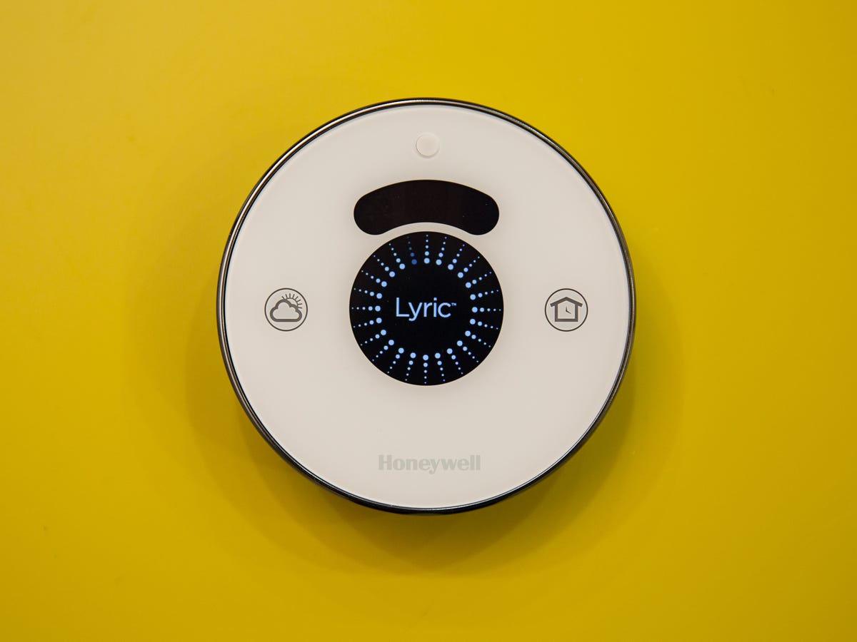 lyric-smart-thermostat-product-photos-5.jpg