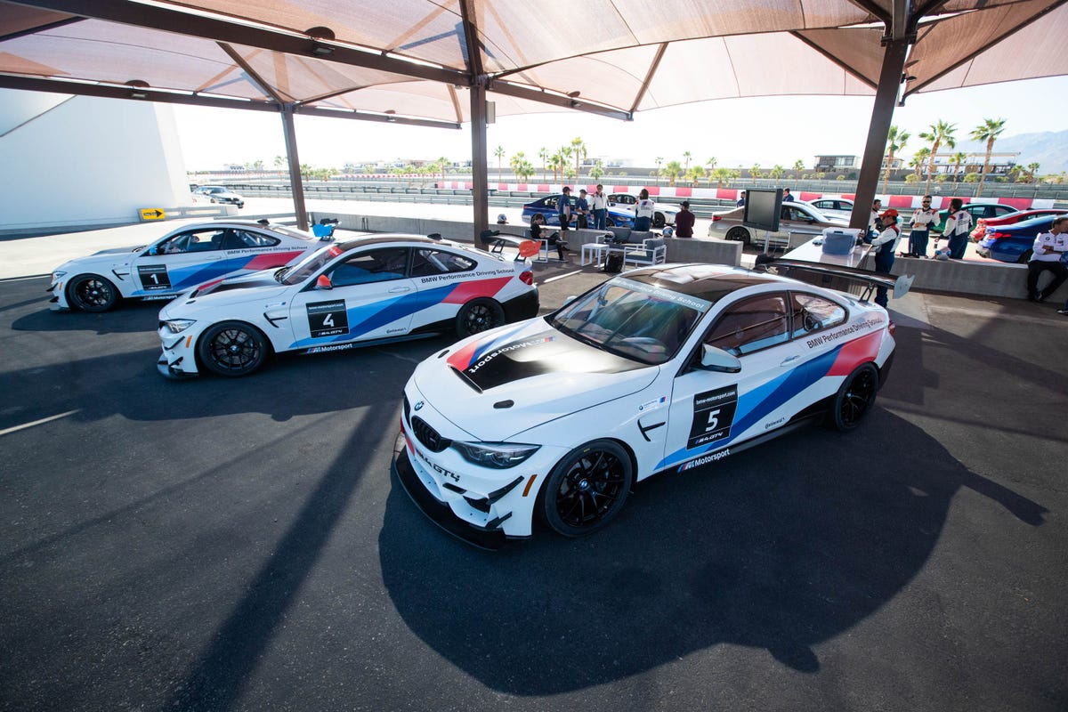 2021-bmw-m4-gt4-pictures-11