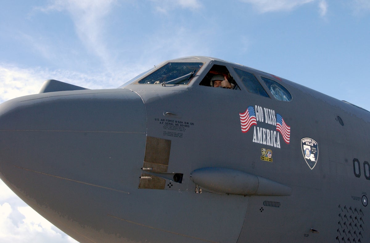 B-52 pilot gives thumbs-up