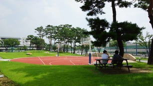 Samsung_Digital_City_-_basketball_court.jpg