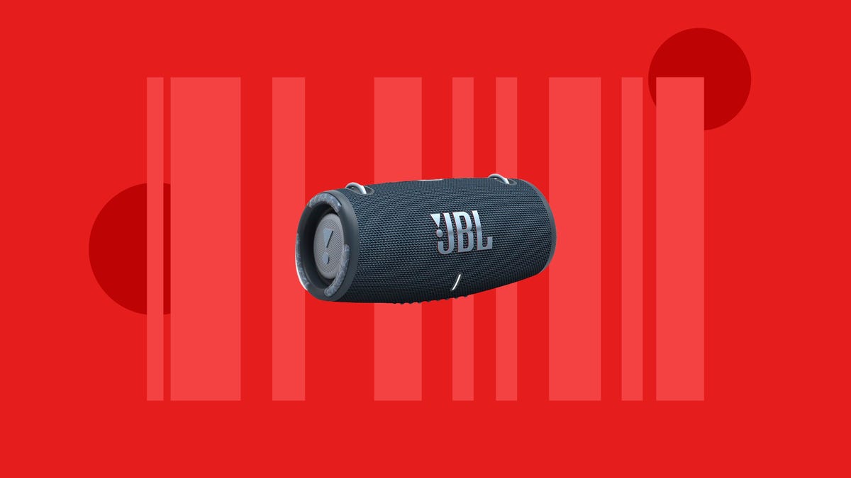 The JBL Xtreme 3 portable Bluetooth speaker is displayed against a red background.
