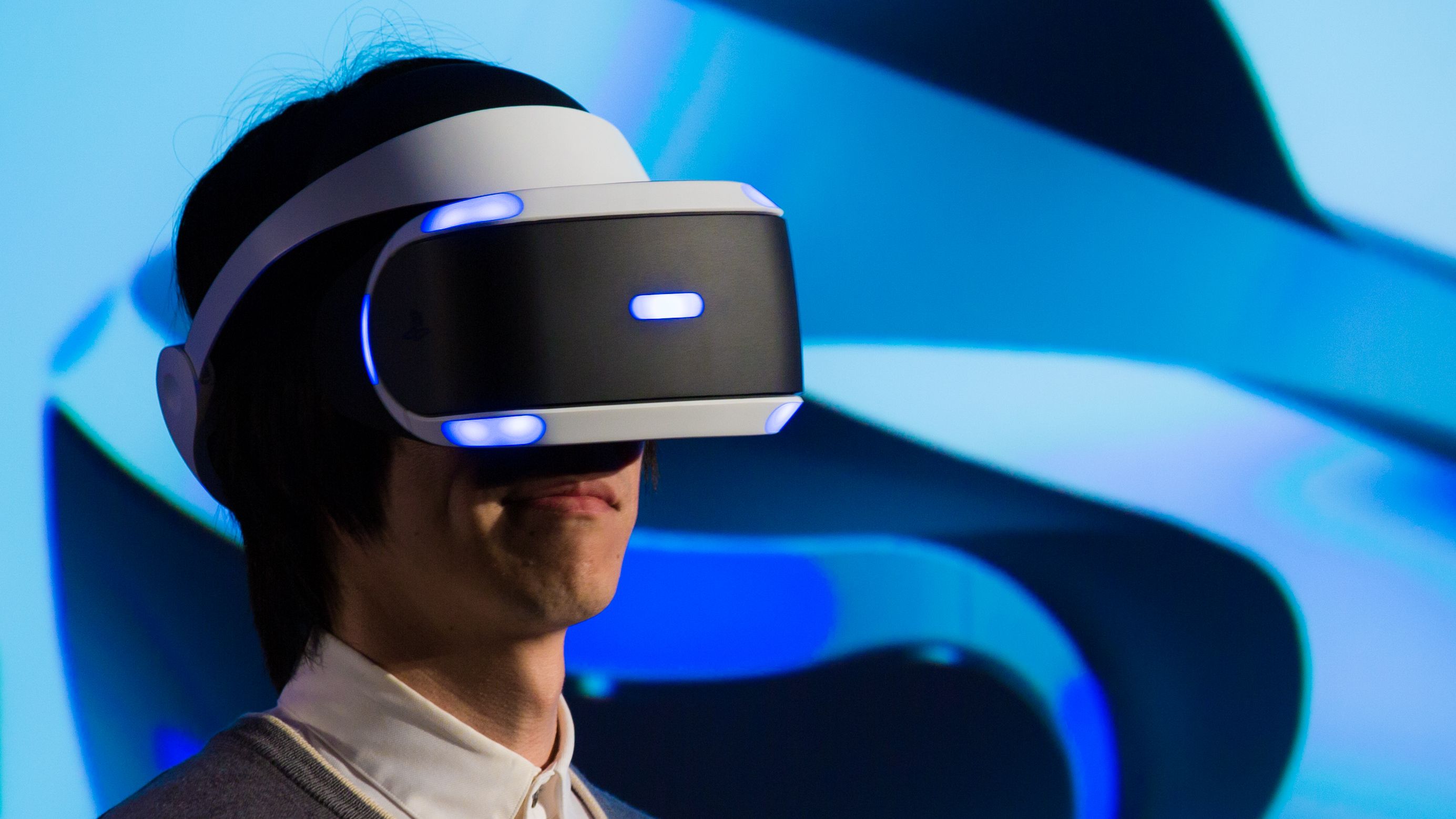 Шлемы vr sony. Шлем плейстейшен VR. Sony PLAYSTATION VR 2016 PNG. Шлем виртуальной реальности VR 2 Sony. ВР шлем Sony.