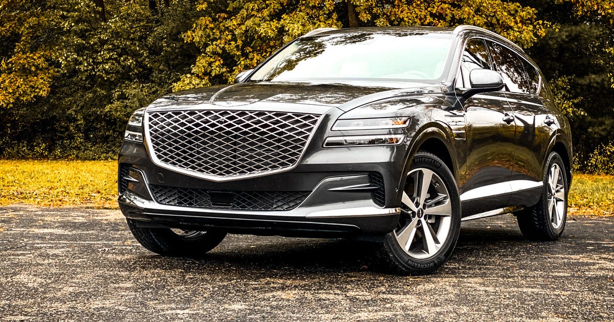 2021 Genesis GV80 2.5T first drive review Similar swagger