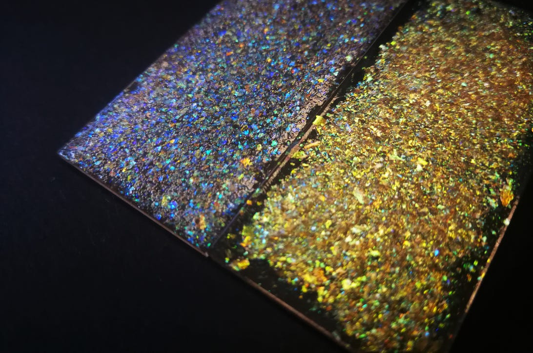 1-blue-and-gold-glitter-prepared-from-large-scale-peeled-films