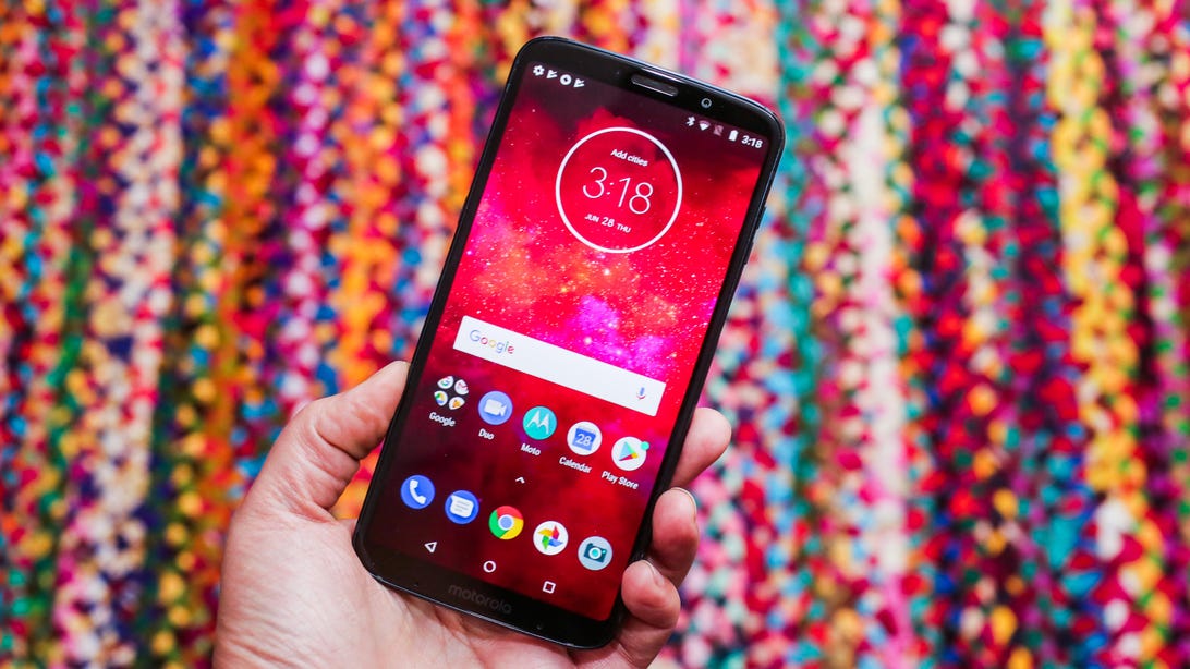The midrange Moto Z3 Play is on sale for an entry-level price