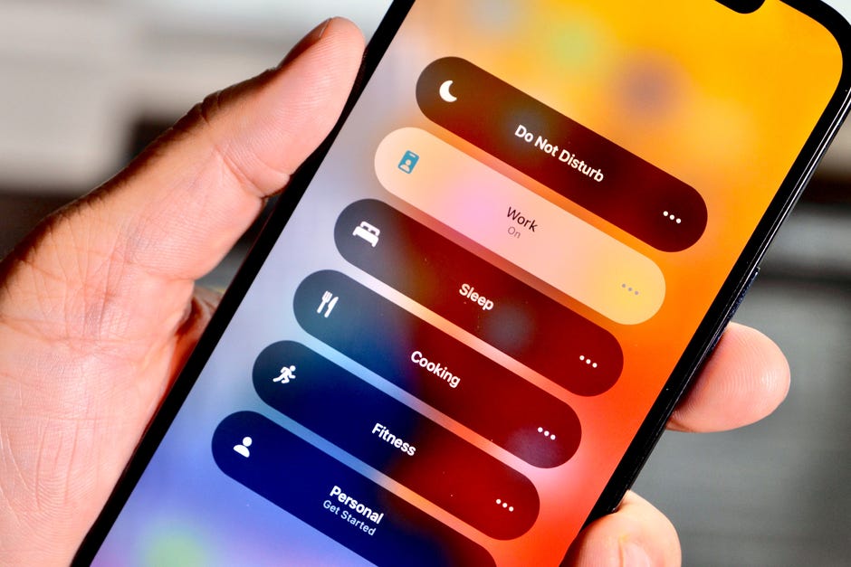 Apple S Ios 15 Update Is Here But You Might Want To Wait To Install It Here S Why Cnet