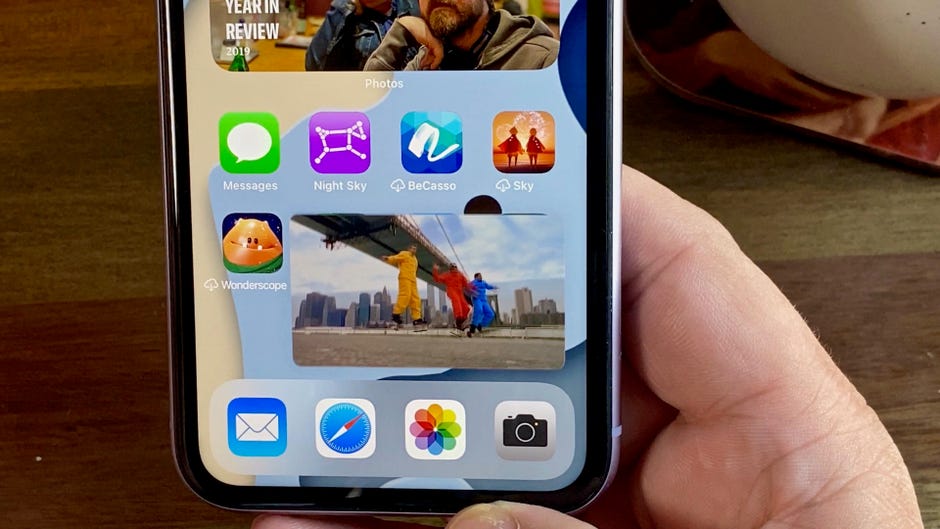 Why Ios 14 S Picture In Picture Feature Will Transform Your Iphone Experience Cnet