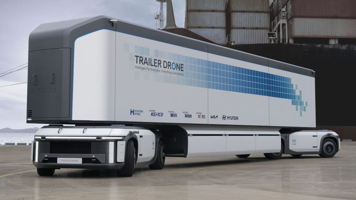 Hyundai&#39;s Fuel Cell Trailer Drone is the future of trucking, minus the  trucks - Roadshow
