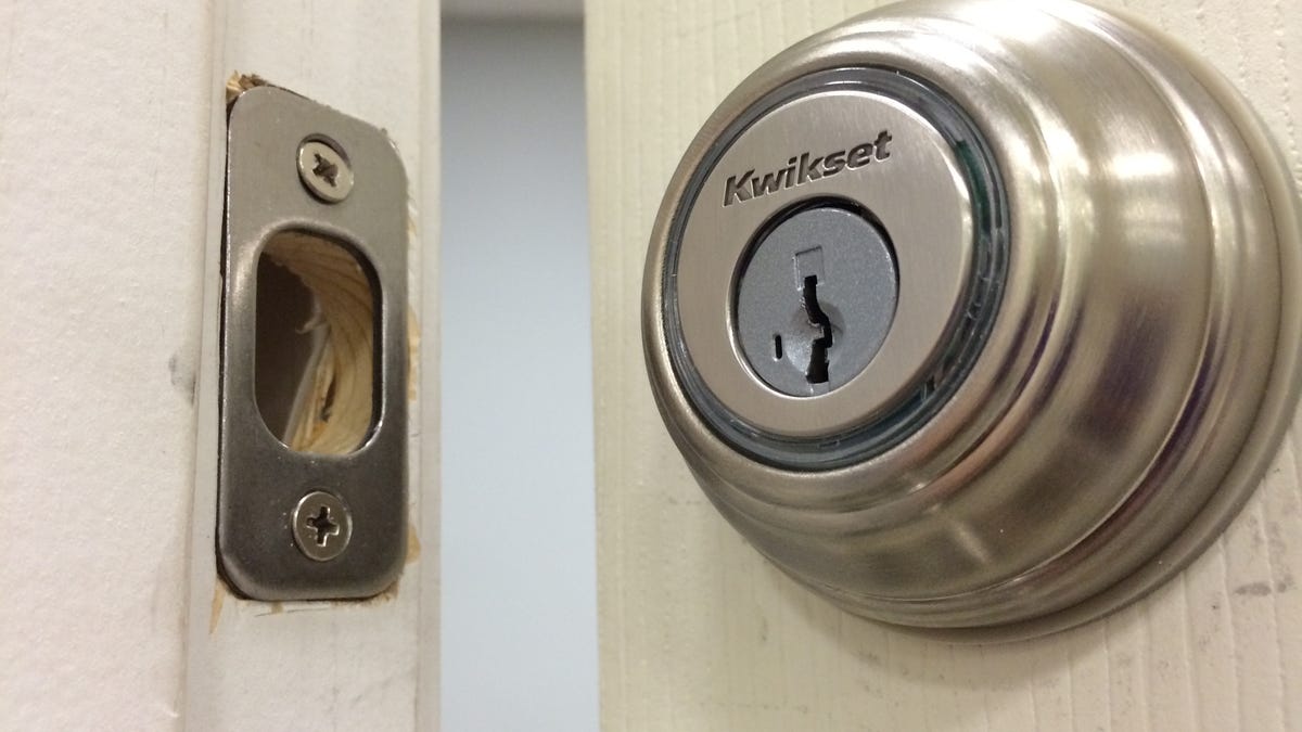 How Secure Is The Deadbolt In The Kwikset Kevo Smart Lock Cnet
