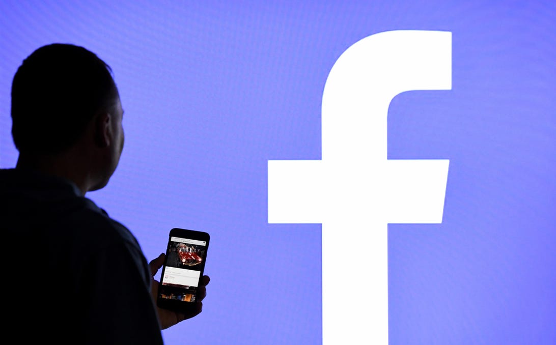 Facebook test merges news feed and Stories, so you swipe not scroll