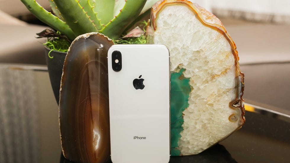 iPhone X pictures: Up close and personal with Apple's phone - CNET