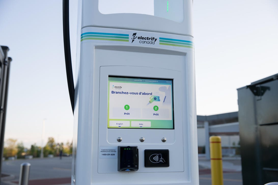 large-electrify-canada-opens-first-charging-station-in-canada-42